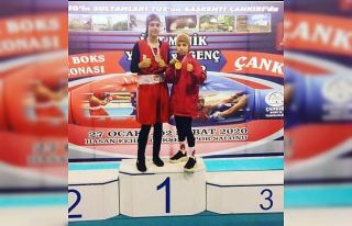 Antalyalı küçük boksör Türkiye Şampiyonu oldu