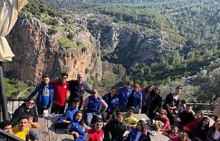 Bağımlılıkla mücadele kapsamında doğa yürüyüşü