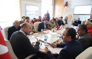 Bakan Soylu Başkale Kaymakamlığında açıklamalarda...