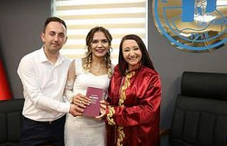 Başkan Tekin 3 çiftin nikahını kıydı