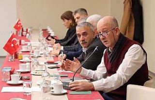 Başkan Yüksel, Kartal’ın muhtarları ile bir...