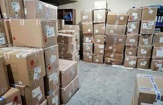 Bulanık Kaymakamlığından öğrencilere giysi yardımı