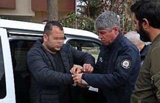 Çalıntı araçla polisten kaçtı, yakalanınca...