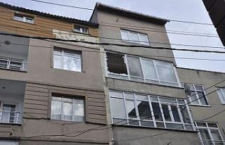 Çatı parça parça uçtu