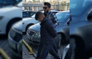 Evden hırsızlık şüphelisi tutuklandı