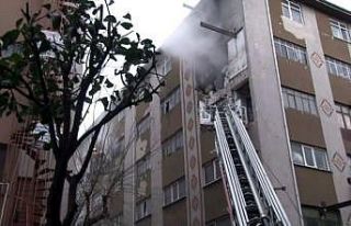 Güngören’de önce patlama sonra yangın: 1 kişi...