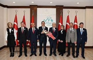 Hakkari’de vergi haftası kutlamaları