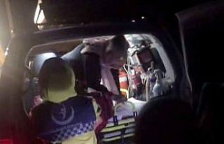 Hamile kadının yardımına İl Özel İdaresi ekipleri...