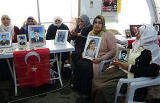 HDP önündeki ailelerin evlat nöbeti 159’uncu...