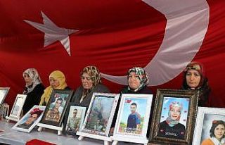 HDP önündeki ailelerin evlat nöbeti 173’ncü...