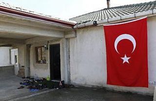 İdlib şehidinin babası acı haberi fidan dikerken...