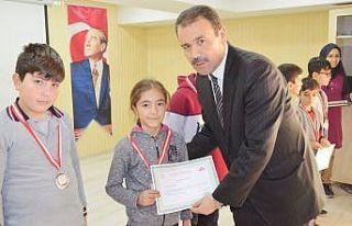 İvrindi’de zeka oyunları finali coşkusu yaşandı