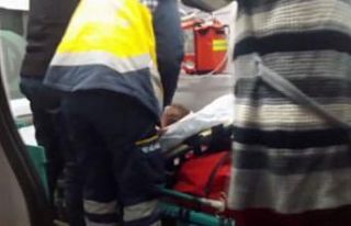 Kar yolları kapattı, ekipler 1 yaşındaki bebek...