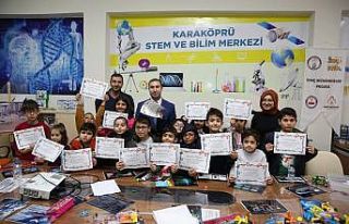 Karaköprü’de minik öğrenciler hünerlerini sergiledi