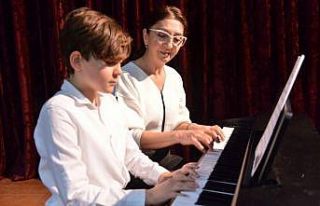 Konservatuar öğrencilerinden piyano dinletisi