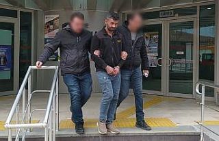 Otomobilinde 500 gram metanfetamin bulunan şüpheli...