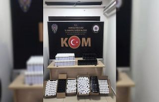 Polisten kaçak deodorant ve sahte alkol operasyonu