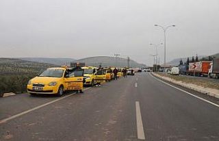 Taksicilerden Mehmetçiğe destek