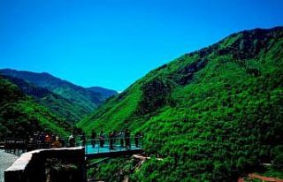 Türkiye’nin en yüksek cam seyir terasını 35...