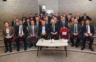 Vali Demirtaş: "Deprem öldürmez, bina öldürür"