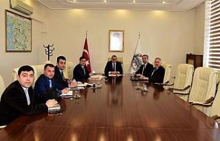 Vali Deniz: “7’den 70’e herkesin spor yapmasını...