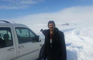 Yolda mahsur kalan hasta kurtarıldı