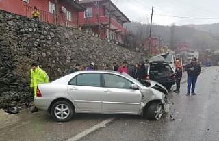 Zonguldak’ta trafik kazası: 4 yaralı
