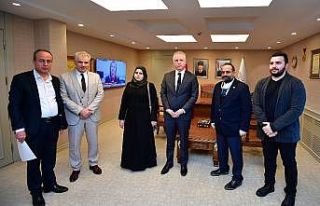 100 Suriyeli doktordan virüsle mücadele için görev...