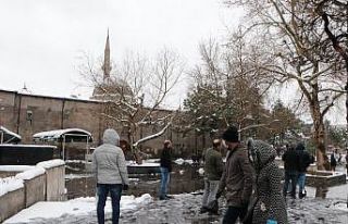 782 yıllık cami boş kaldı