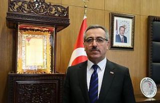 81 ilin 81 okuluna Maraş dondurması