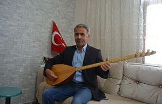 Adanalı aşıktan sazlı sözlü “Evde Kal Türkiye’m”...