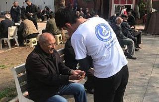 Adıyaman Ülkü Ocaklarından kolonya ikramı