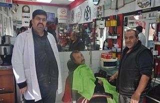 Afyonkarahisar’da kuaförler iş yerlerini kapattı