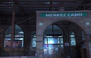 Ağrı’da camiilerde yatsı ezanının ardından...