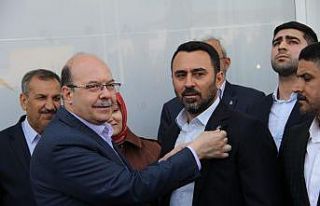 AK Parti’ye Diyarbakır’da dev katılım