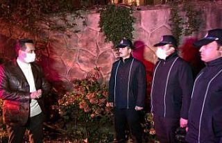 Akçakoca’da 65 yaş üstü vatandaşların alışverişi...