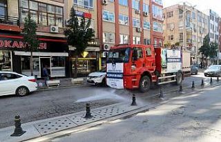 Akdeniz’de cadde ve sokaklar dezenfekte ediliyor