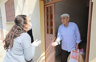 Akhisar Belediyesi 65 yaş üstü vatandaşların...