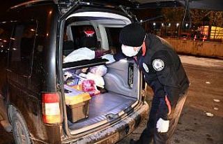 Aksaray polisi hem asayiş, hem de korona uygulamasında