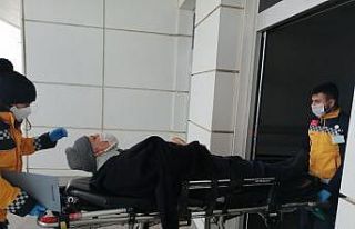 Aksaray’da otomobil şarampole devrildi: 3 yaralı