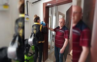 Aksaray’da polis ekipleri yaşlı ve hastalara online...