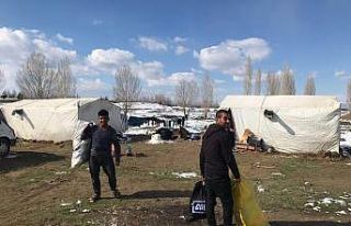 Akşehir Belediyesinden geçici tarım işçilerine...