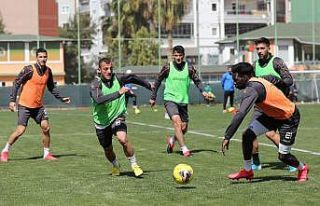 Alanyaspor’da Başakşehir mesaisi