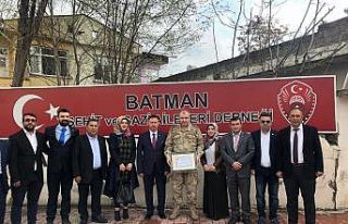 Albay Çakmak’tan şehit yakınlarına ziyaret