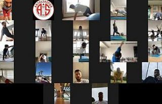 Altı farklı şehir ve bir ülkeden aynı anda antrenman...