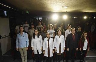 Altınküre lisesinde, İstiklal Marşının kabulü...