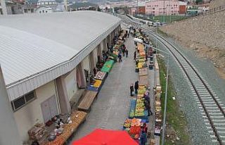 Amasya’da pazarcı esnafından korona tedbiri