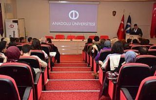 Anadolu Üniversitesi’nde “Ombudsmanlık” konuşuldu