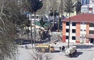 Antalya’da depreme dayanıksız okullarda yıkım...