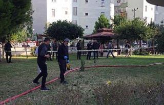 Apartmandaki yangından korkan kadın 8. kattan aşağı...